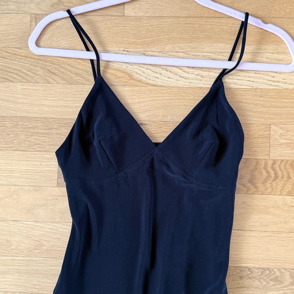 x REVOLVE Slip Fishtail Dress in Black
Norma Kamali size small - Picture 6 of 16